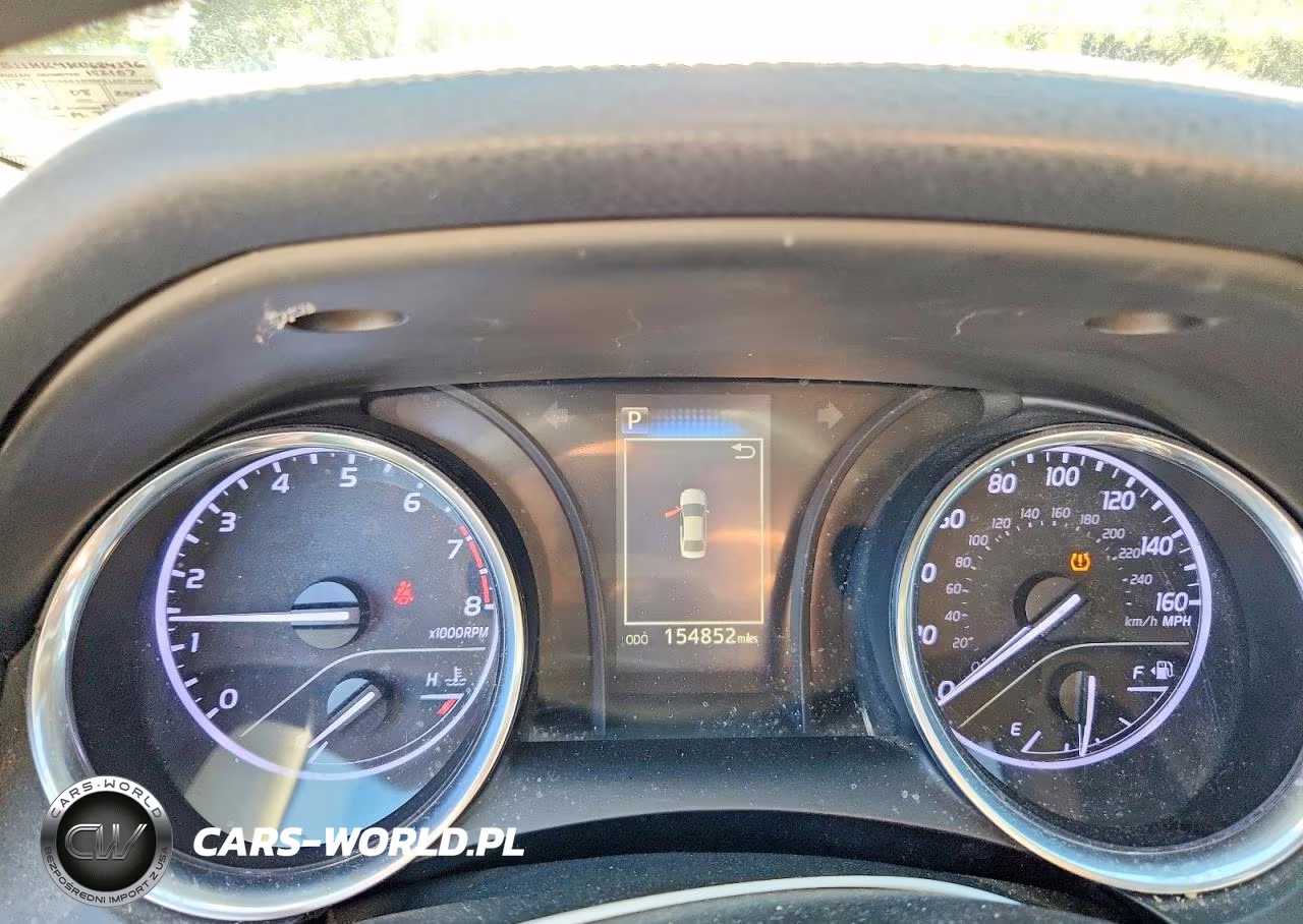 2019 Toyota Camry Le VIN:4T1B11HK4KU684396 - 9
