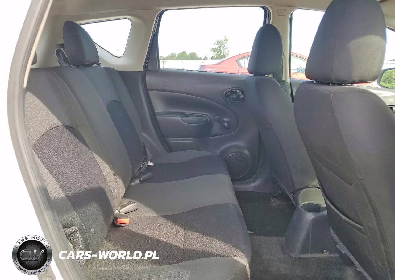 2018 Nissan Versa Note S VIN:3N1CE2CP1JL353065 - 10