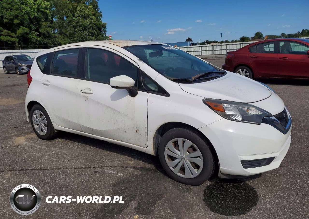 2018 Nissan Versa Note S VIN:3N1CE2CP1JL353065 - 4