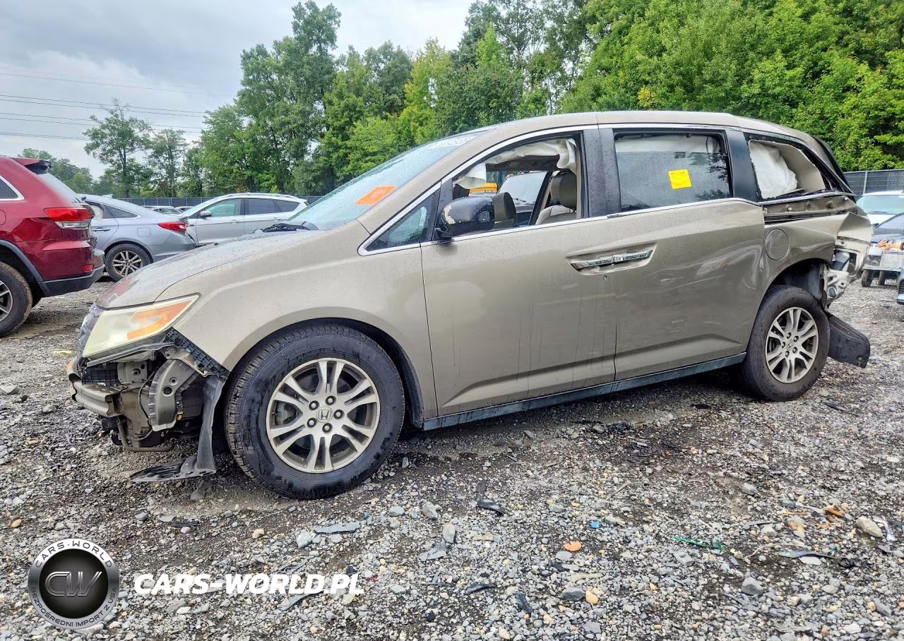 2013 Honda Odyssey Exl – zdjęcie 1 z 13