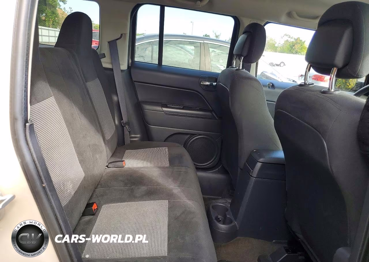2017 Jeep Patriot Sport VIN:1C4NJPBBXHD131077 - 11