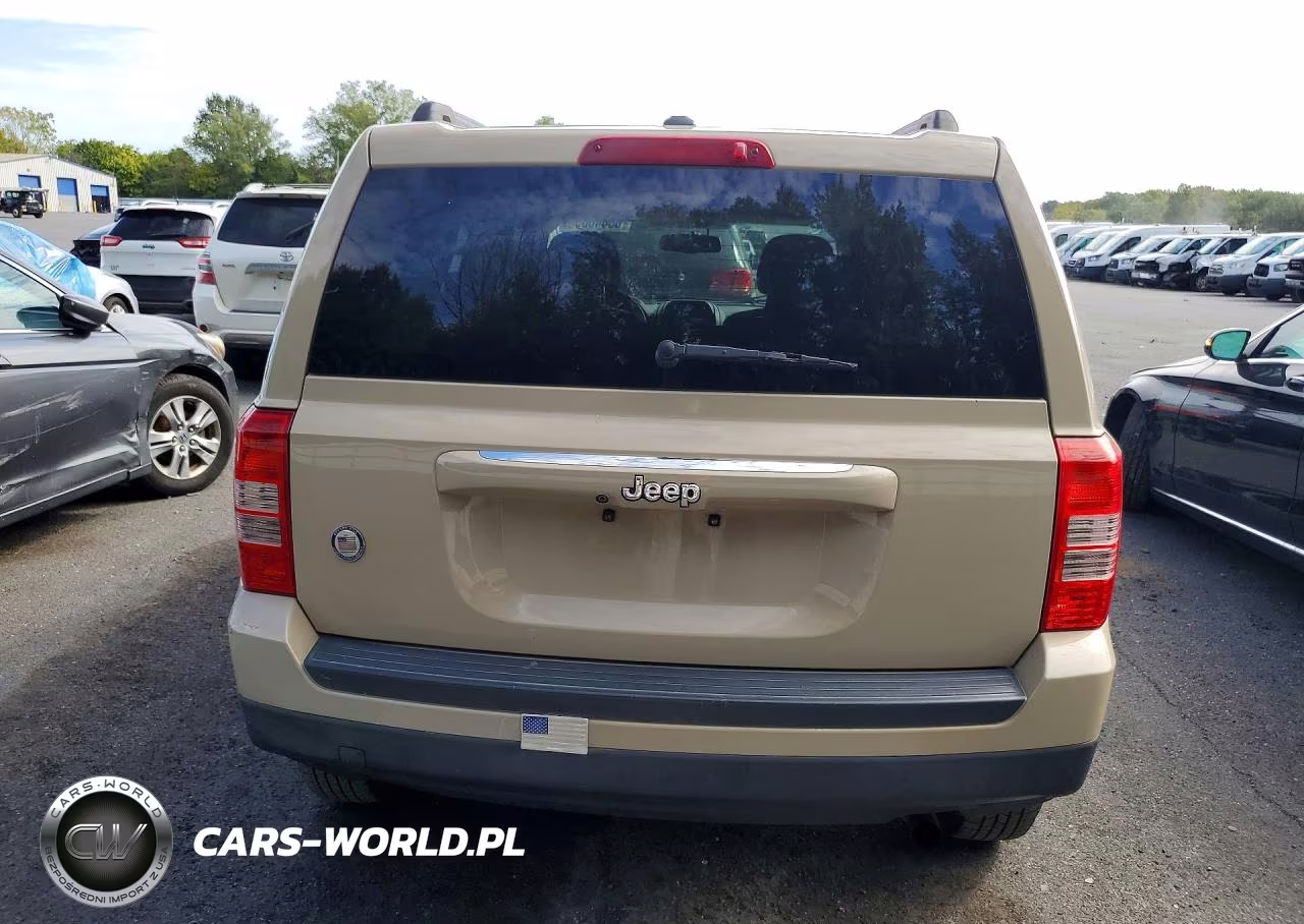 2017 Jeep Patriot Sport VIN:1C4NJPBBXHD131077 - 6