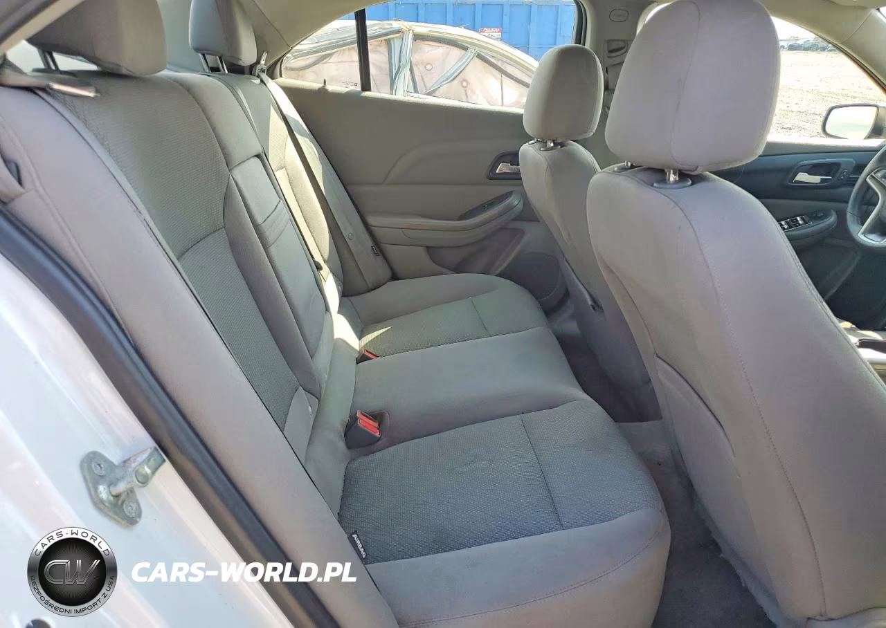 2013 Chevrolet Malibu Ls VIN:1G11B5SAXDF142496 - 10