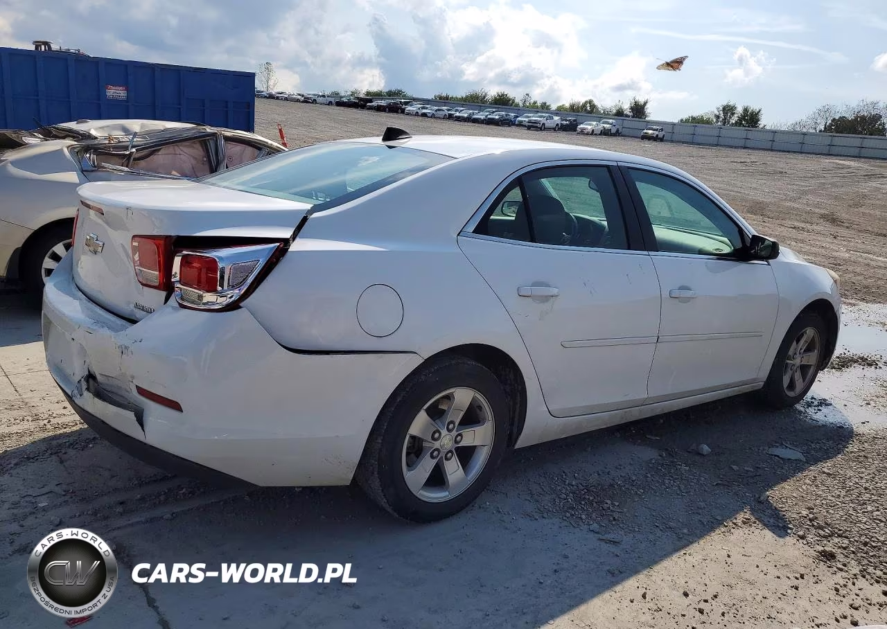 2013 Chevrolet Malibu Ls VIN:1G11B5SAXDF142496 - 3