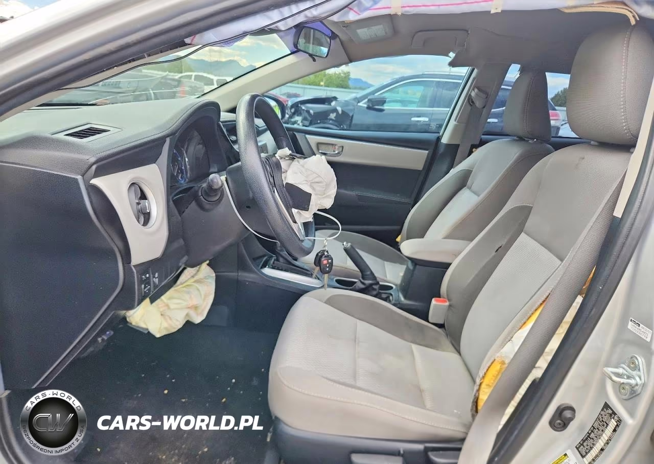 2017 Toyota Corolla Le VIN:2T1BURHE7HC752104 - 7
