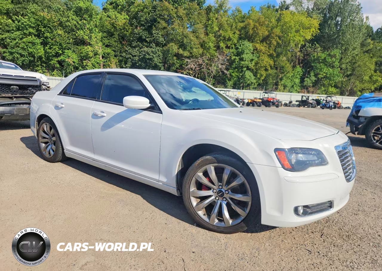 2014 Chrysler 300 S VIN:2C3CCABGXEH361196 - 4