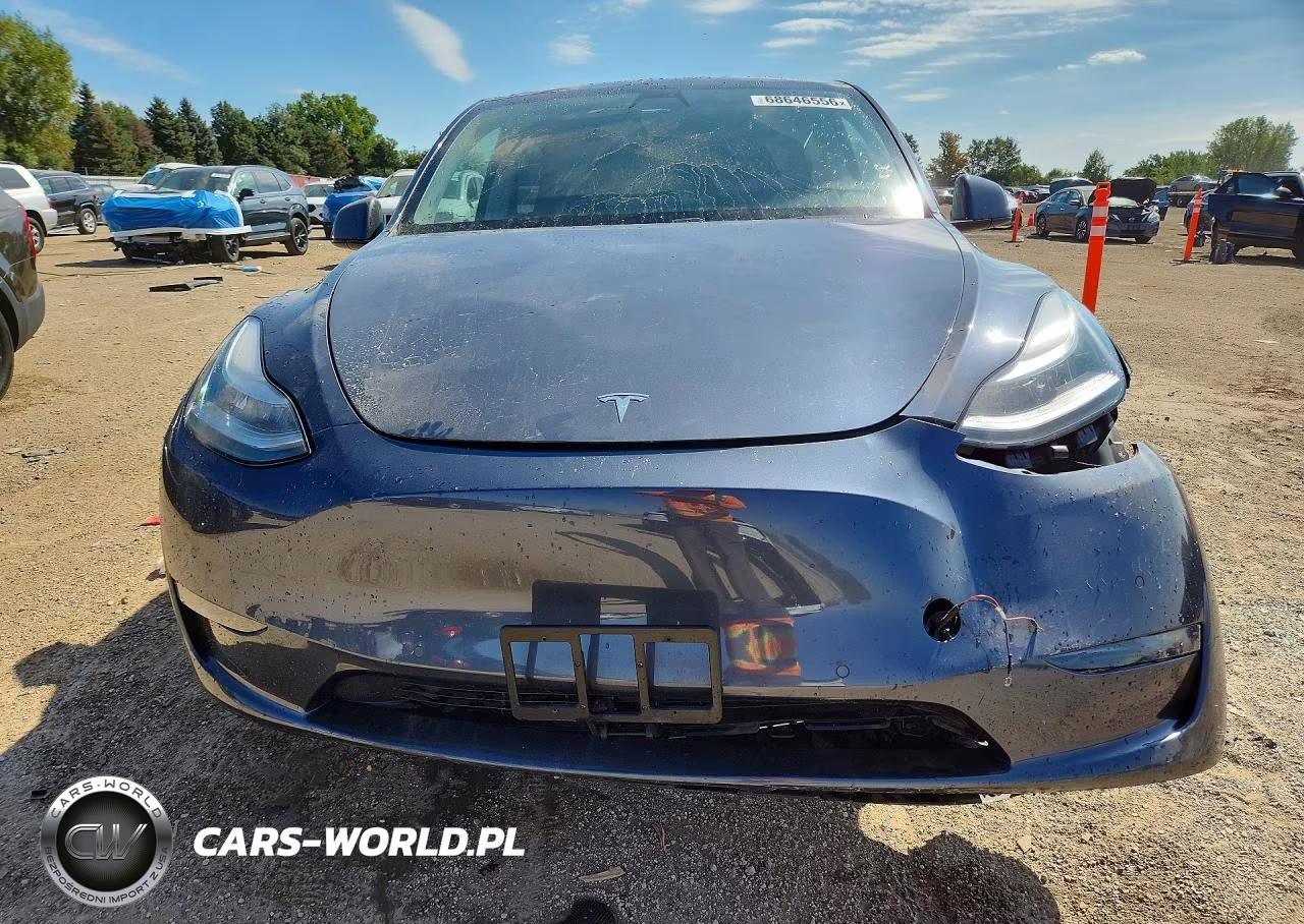 2020 Tesla Model Y VIN:5YJYGDEE0LF042071 - 5
