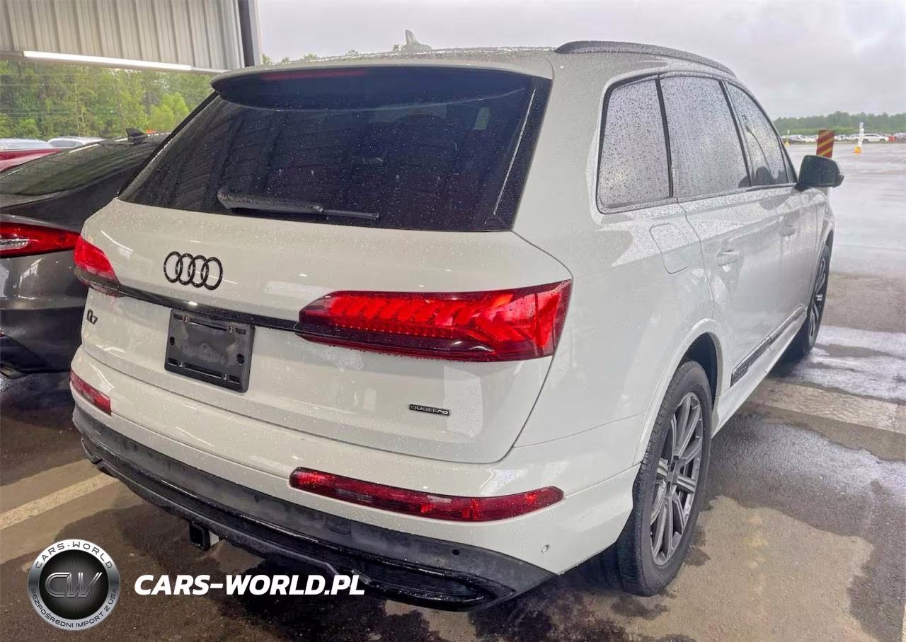 2023 Audi Q7 Premium Plus VIN:WA1LCBF72PD018887 - 4