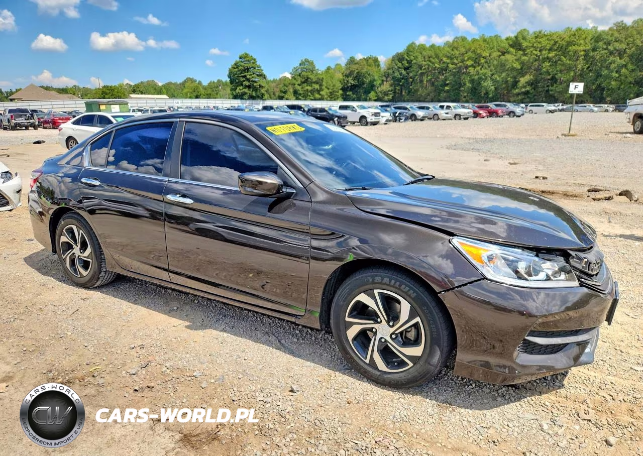 2017 Honda Accord Lx VIN:1HGCR2F3XHA148177 - 4