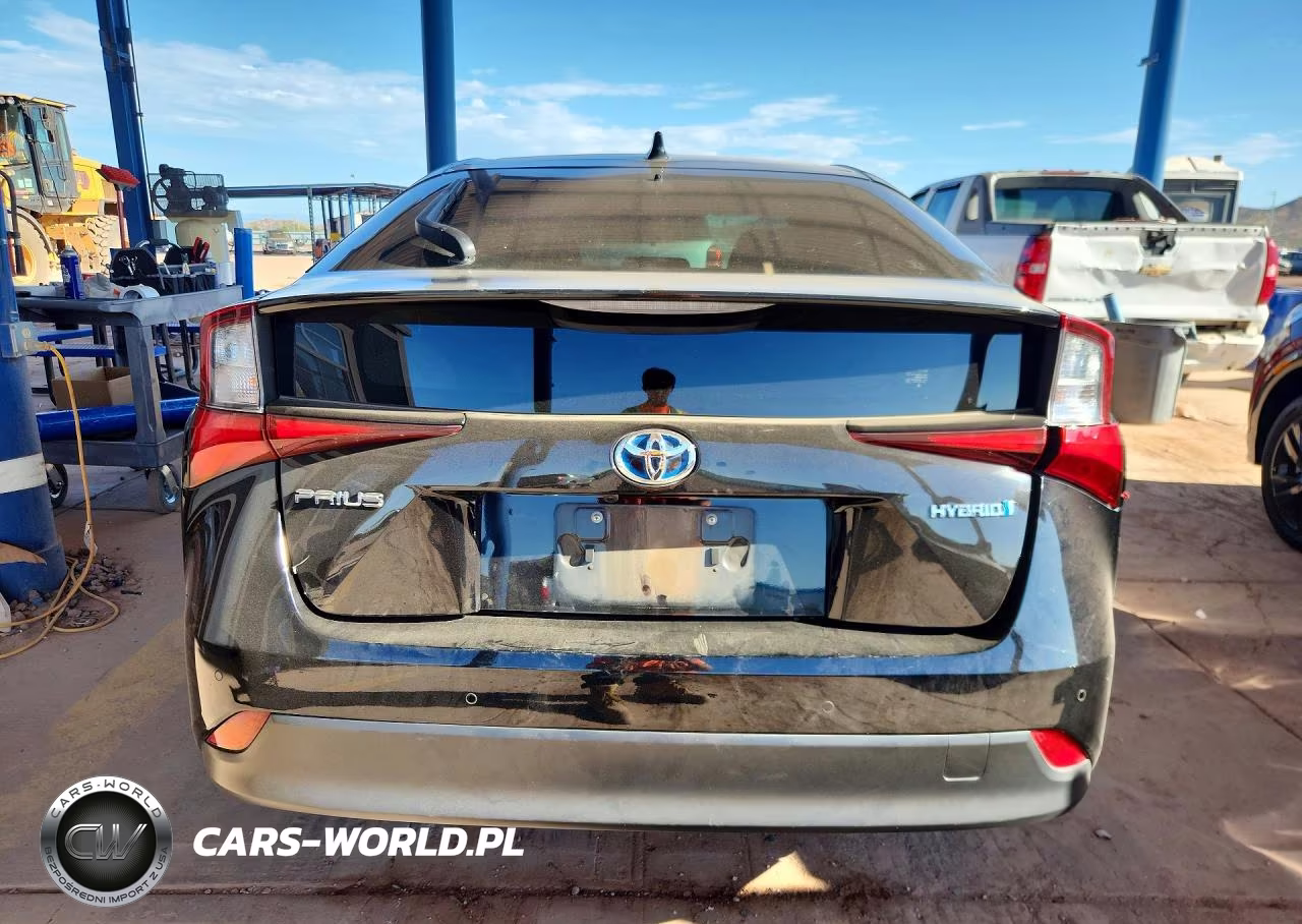 2022 Toyota Prius Le VIN:JTDKAMFU3N3166879 - 6