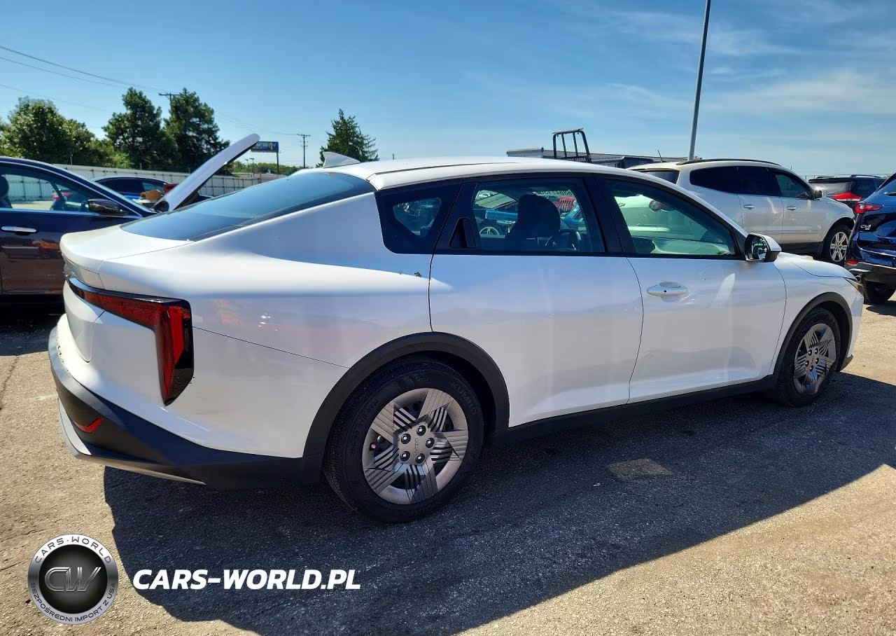 2025 Kia K4 Lx VIN:3KPFT4DE9SE240995 - 3