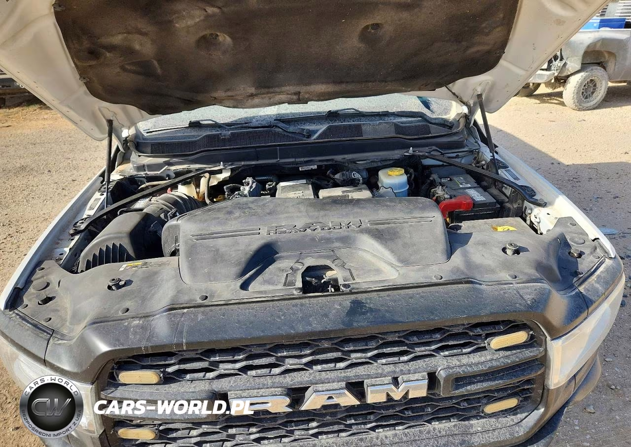 2021 Ram 2500 Tradesman VIN:3C6UR5HL0MG645369 - 11