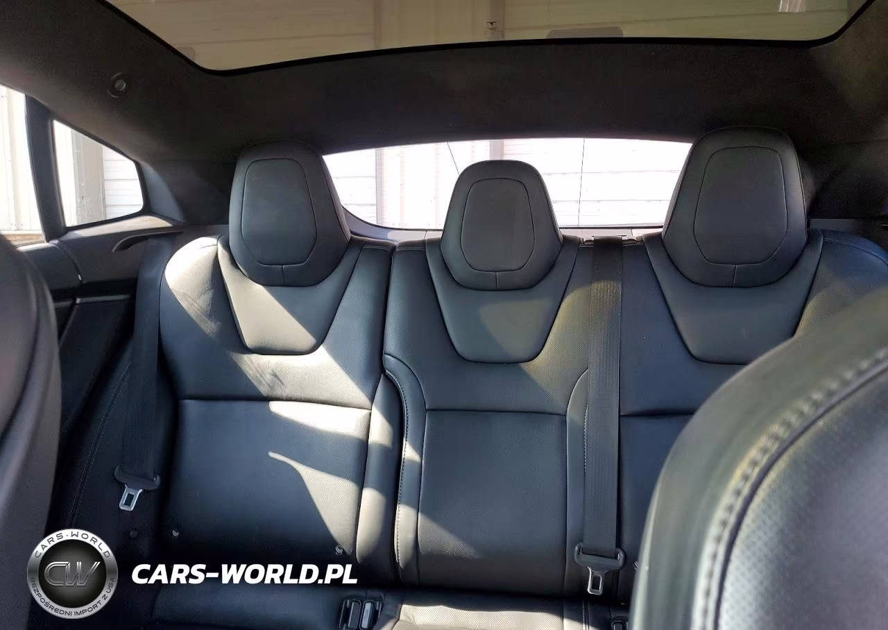 2019 Tesla Model S VIN:5YJSA1E44KF301110 - 10