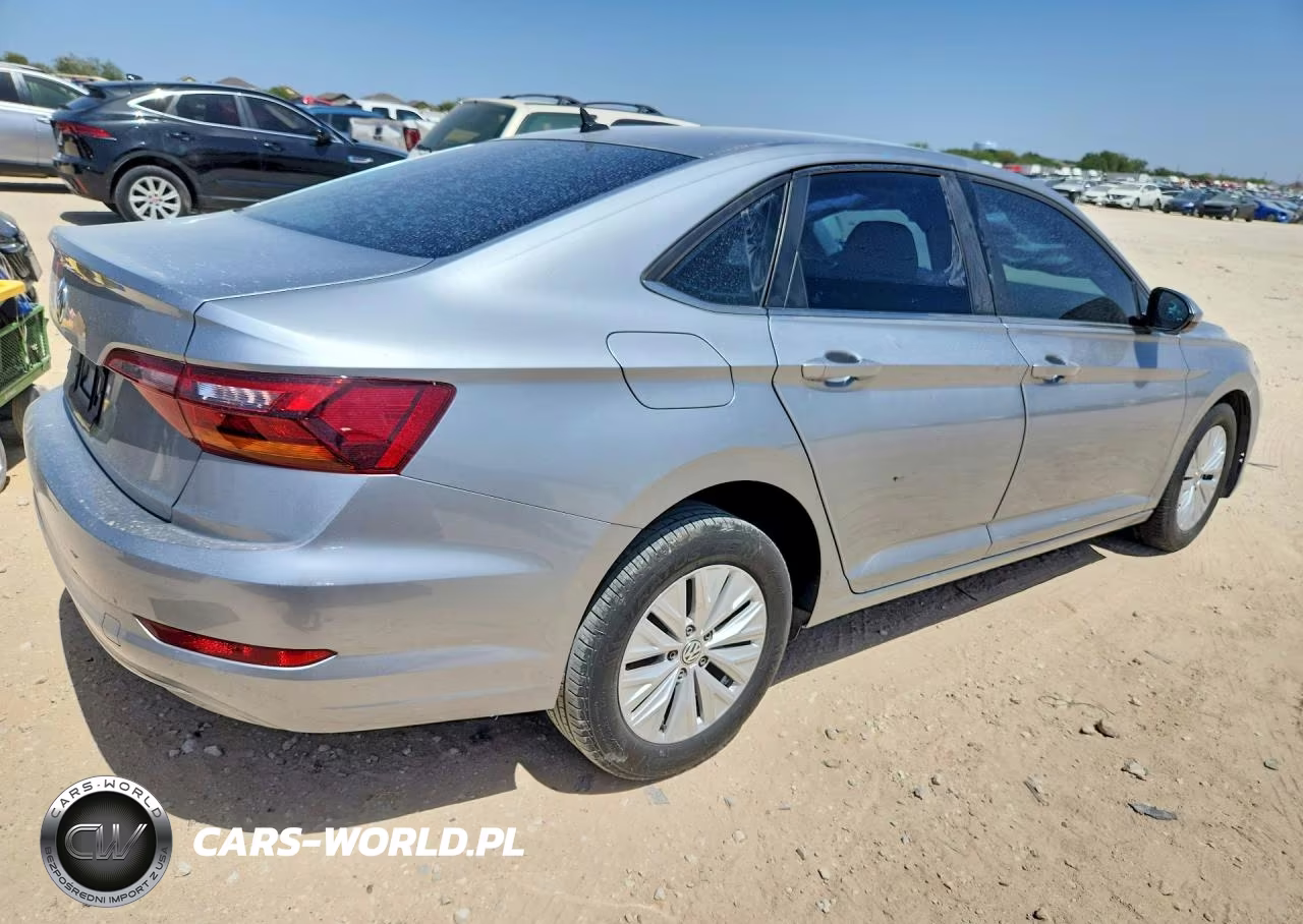 2019 Volkswagen Jetta S VIN:3VWCB7BU0KM236581 - 3