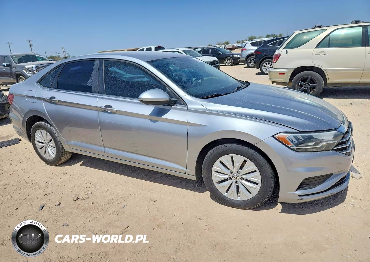 2019 Volkswagen Jetta S VIN:3VWCB7BU0KM236581 - 4