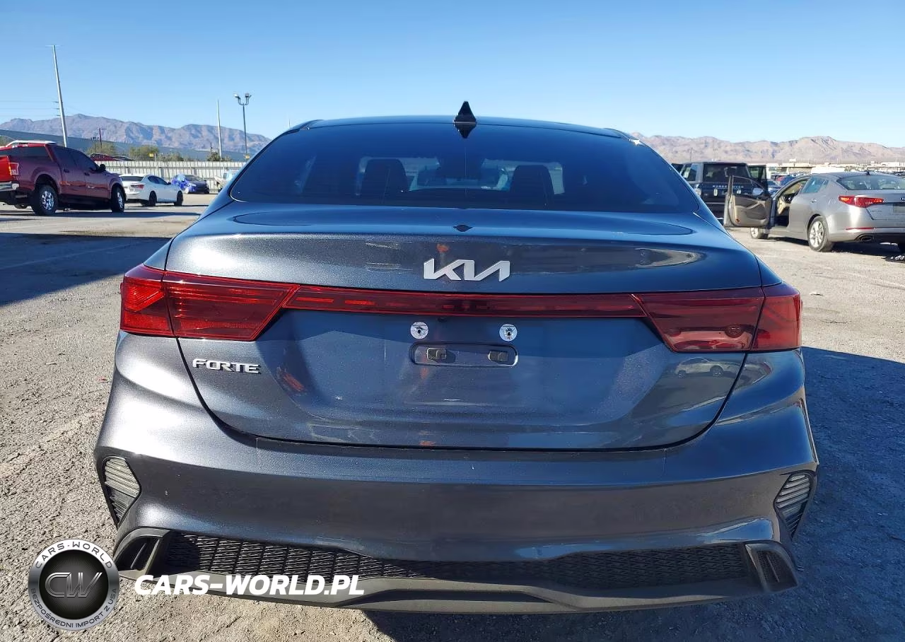 2022 Kia Forte Lxs VIN:3KPF24AD0NE483632 - 6