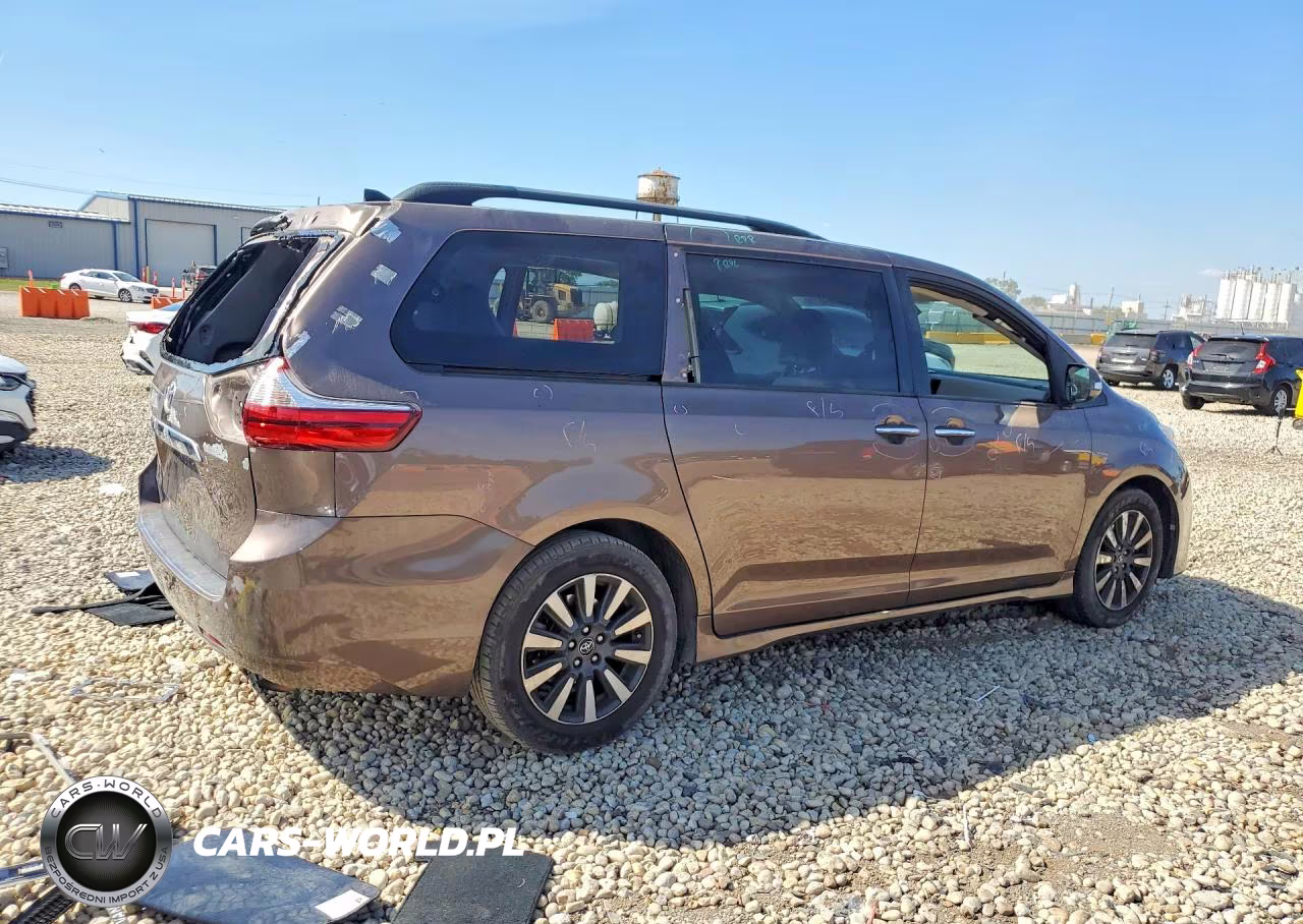 2018 Toyota Sienna Limited 7-Passenger VIN:5TDYZ3DC2JS938580 - 3