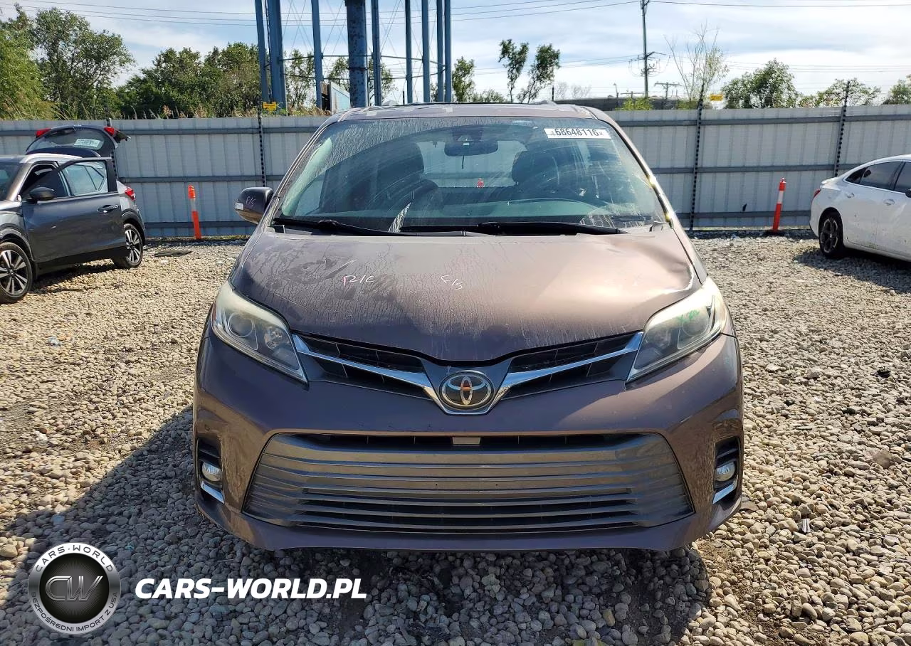 2018 Toyota Sienna Limited 7-Passenger VIN:5TDYZ3DC2JS938580 - 5