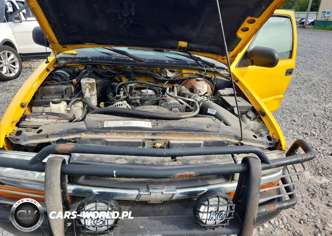 2003 Chevrolet S Truck S10 VIN:1GCCT19X838211365 - 11