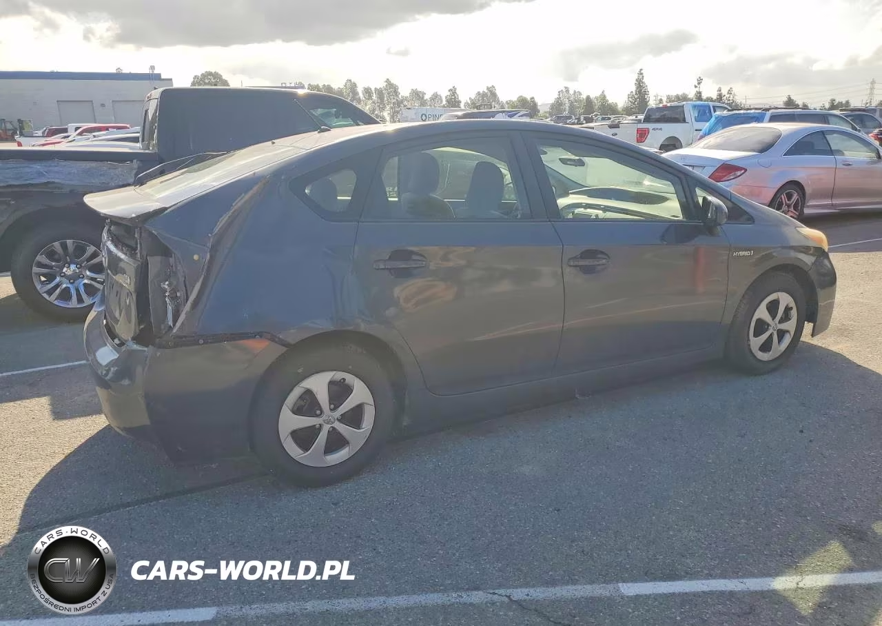 2012 Toyota Prius Two VIN:JTDKN3DUXC1595799 - 3