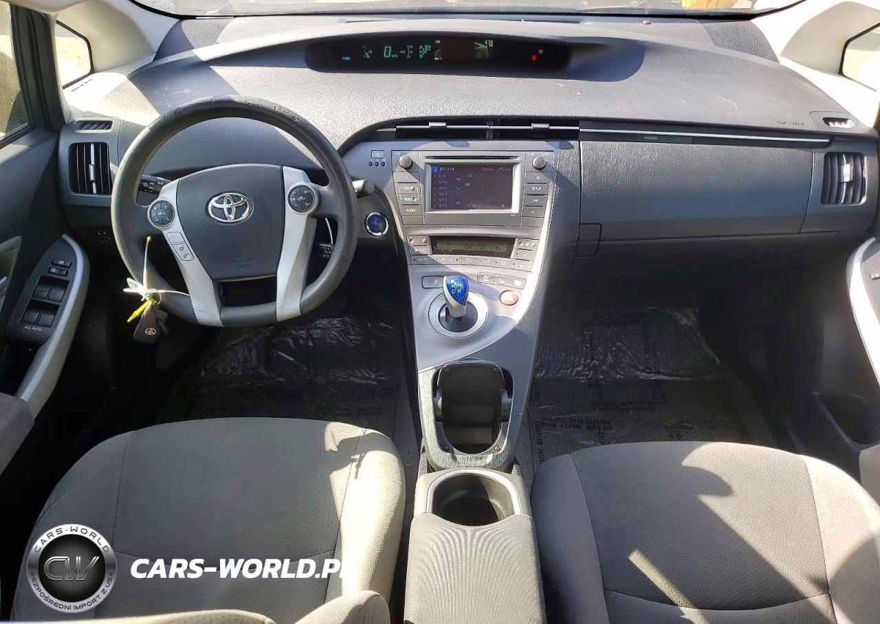 2012 Toyota Prius Two VIN:JTDKN3DUXC1595799 - 8