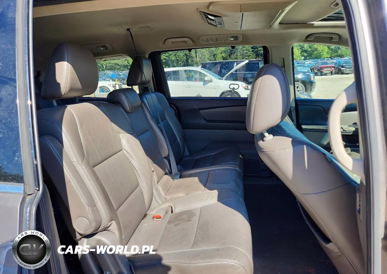 2012 Honda Odyssey Touring VIN:5FNRL5H97CB040564 - 11