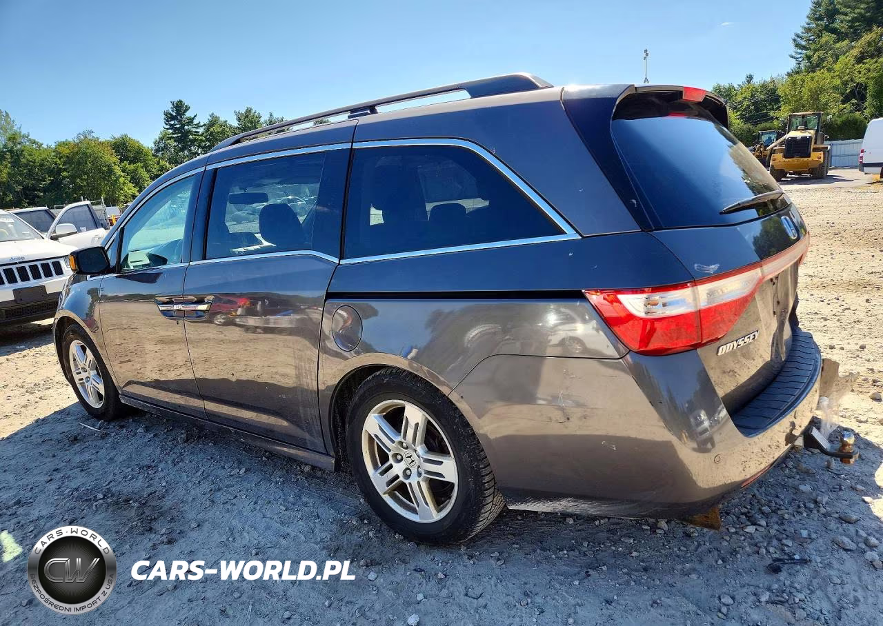 2012 Honda Odyssey Touring VIN:5FNRL5H97CB040564 - 2