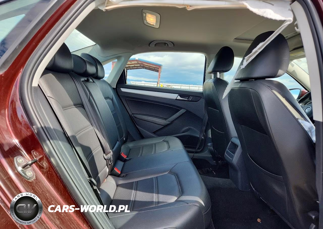 2012 Volkswagen Passat Se VIN:1VWBN7A3XCC060735 - 10