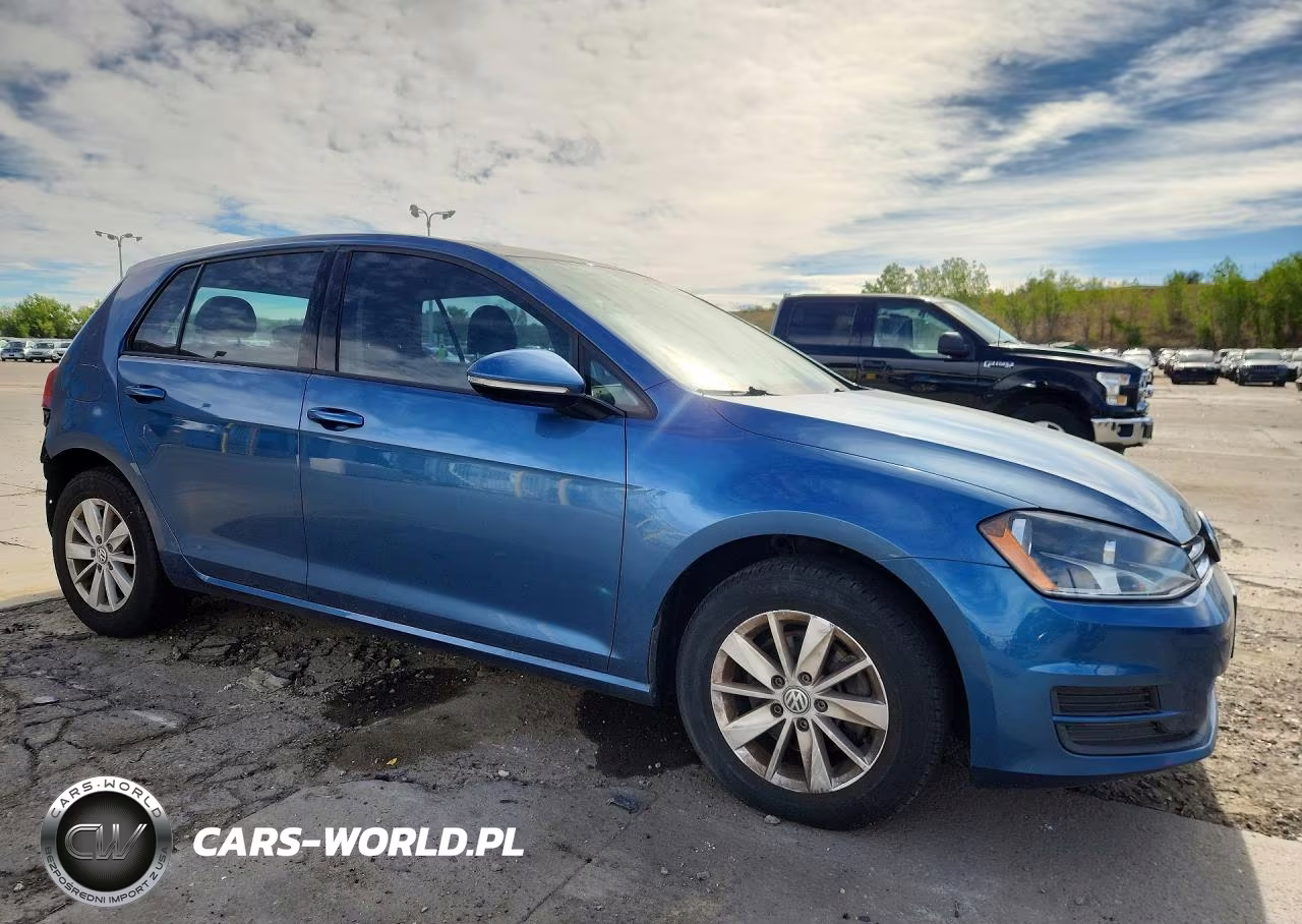2015 Volkswagen Golf VIN:3VW217AU3FM052967 - 4