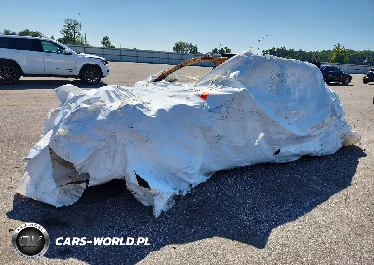 2017 Audi Q7 Prestige VIN:WA1VAAF72HD002960 - 1