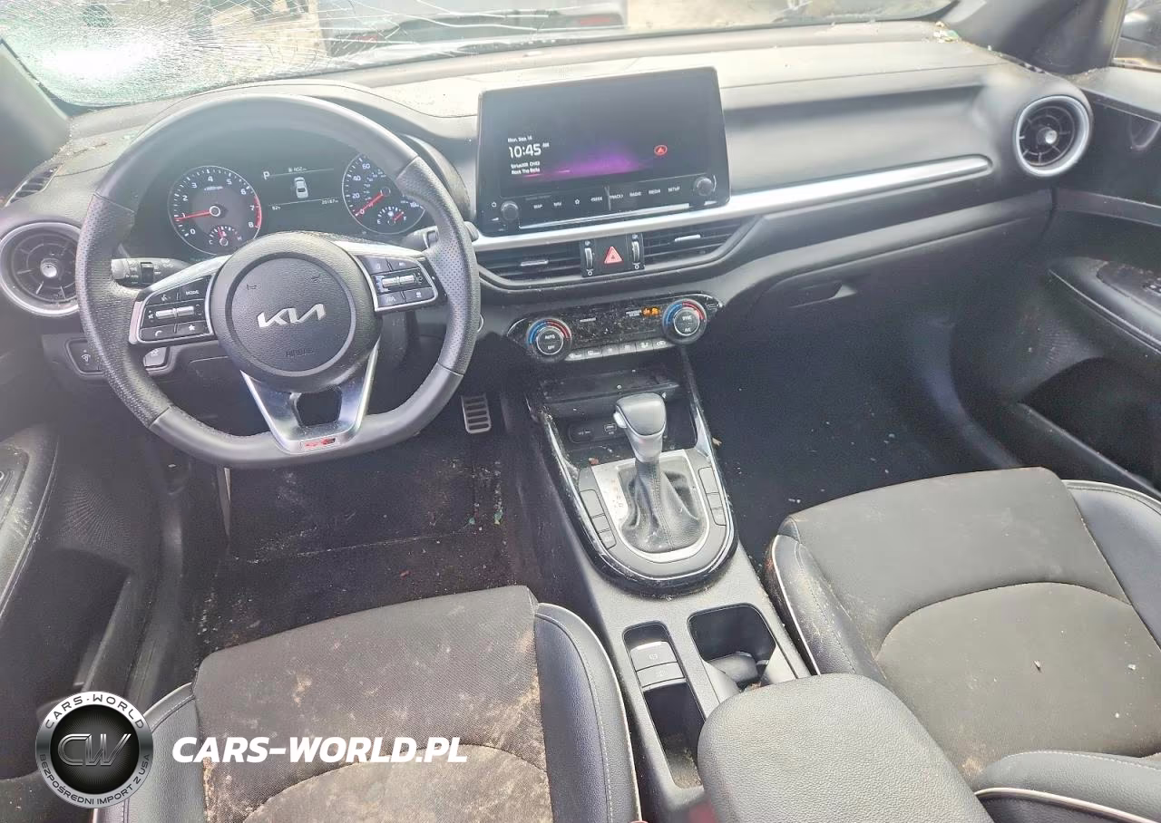 2023 Kia Forte Gt Line VIN:3KPF54AD8PE615093 - 8