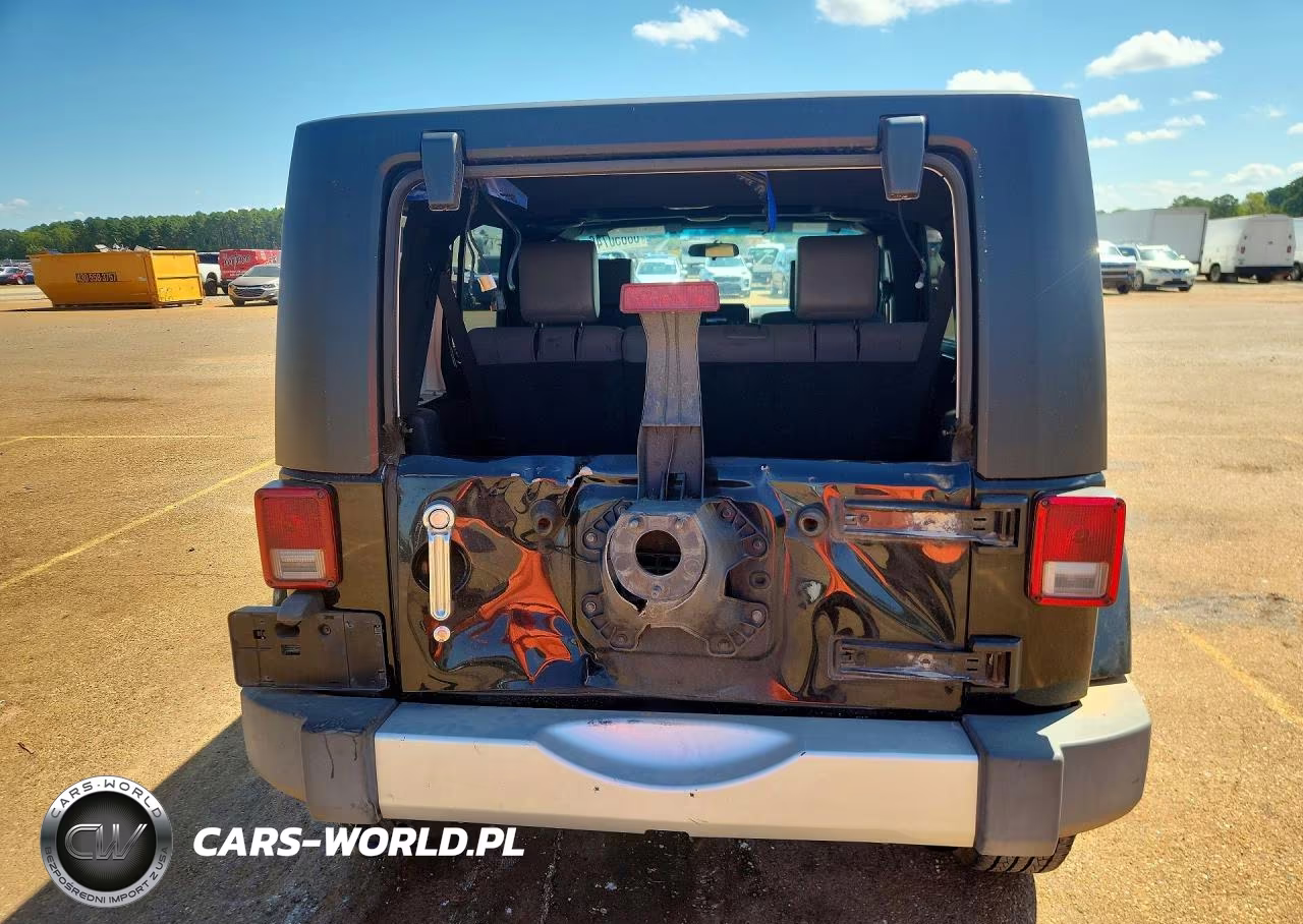 2009 Jeep Wrangler Unlimited Sahara VIN:1J4GA59159L772763 - 6