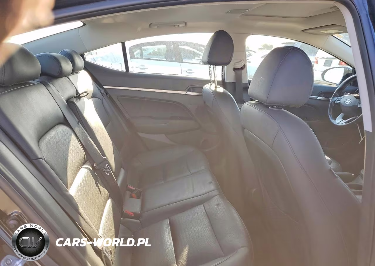 2019 Hyundai Elantra Limited VIN:5NPD84LF2KH484132 - 10