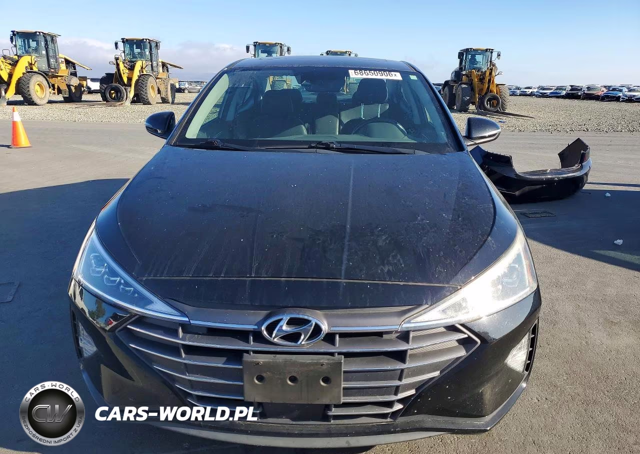 2019 Hyundai Elantra Limited VIN:5NPD84LF2KH484132 - 5