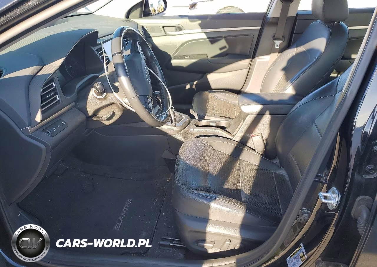 2019 Hyundai Elantra Limited VIN:5NPD84LF2KH484132 - 7