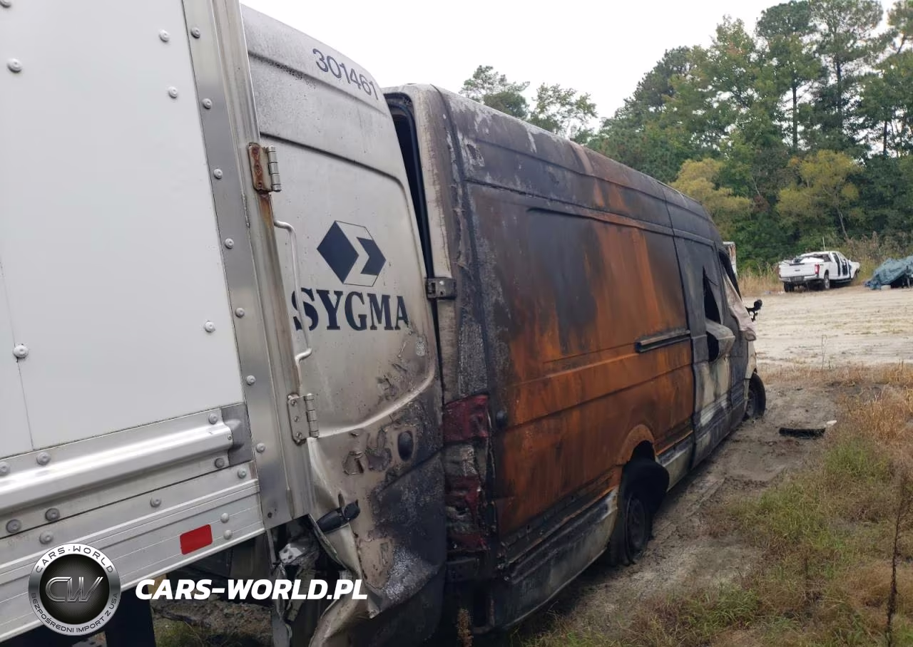 2017 Freightliner Sprinter 2500 VIN:WDYPE8CDXHP518685 - 3
