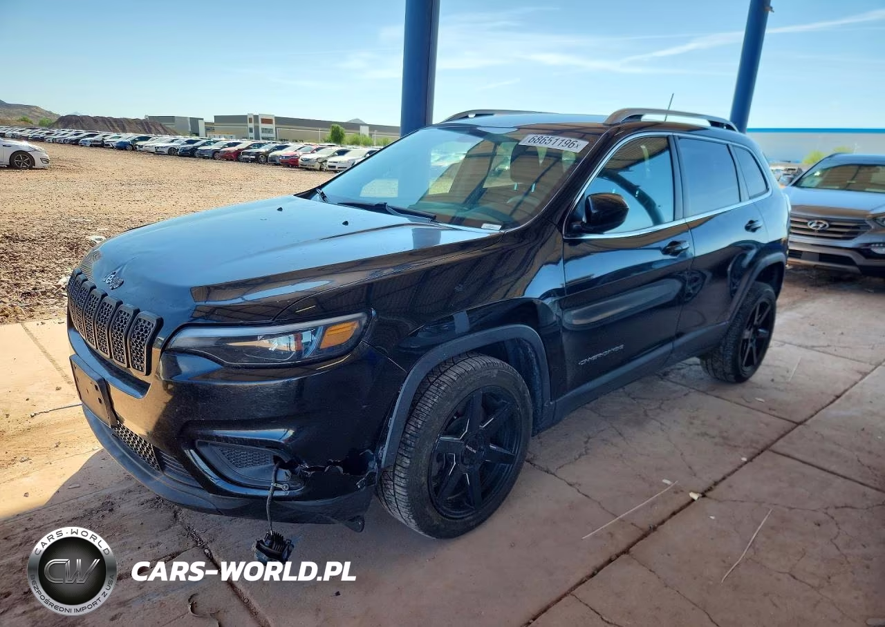 2019 Jeep Cherokee Latitude VIN:1C4PJLCB9KD475037 - 1