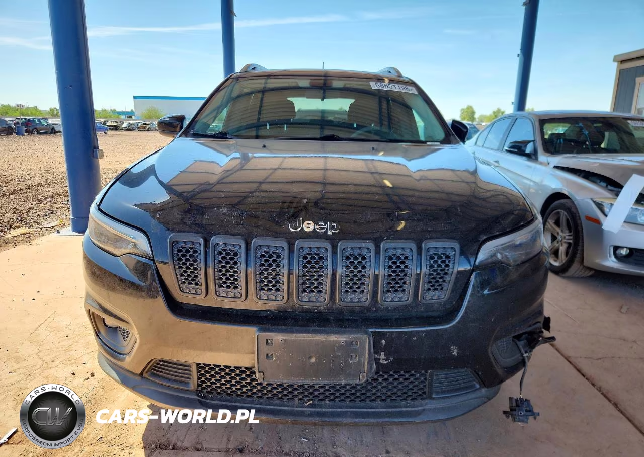 2019 Jeep Cherokee Latitude VIN:1C4PJLCB9KD475037 - 5