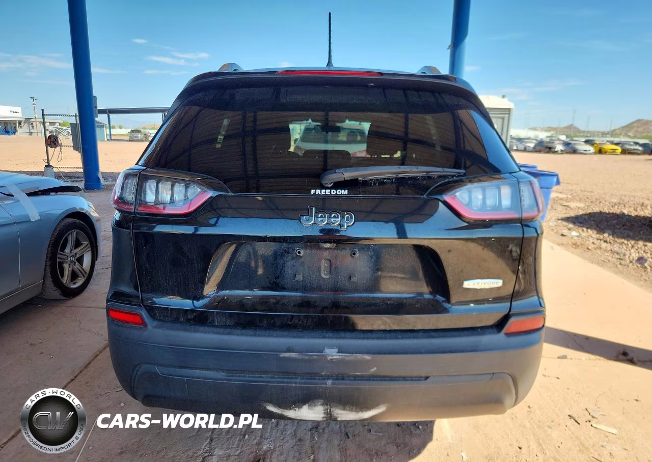 2019 Jeep Cherokee Latitude VIN:1C4PJLCB9KD475037 - 6