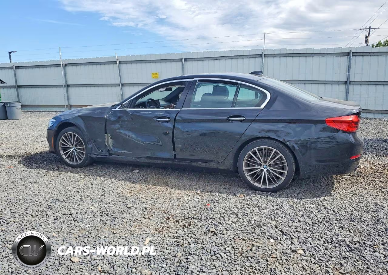 2017 BMW 530 Xi VIN:WBAJA7C32HG905775 - 2