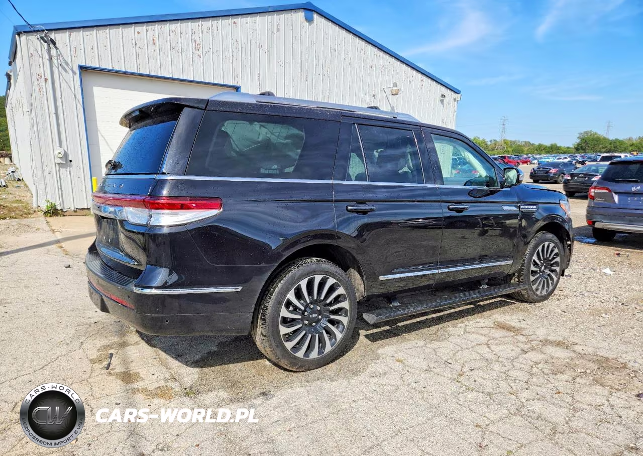2024 Lincoln Navigator Black Label VIN:5LMJJ2TG4REL05449 - 3