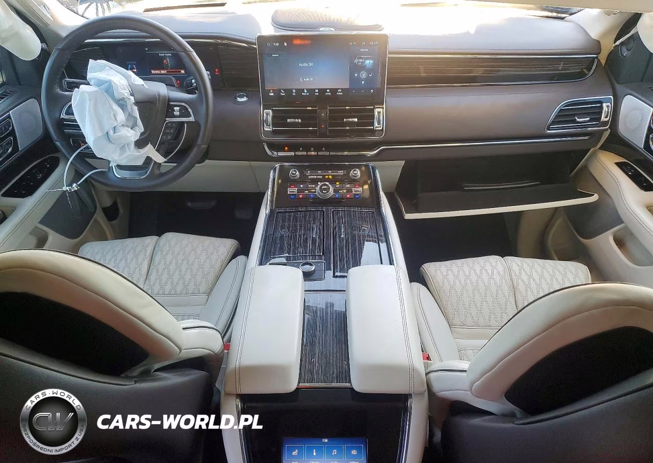 2024 Lincoln Navigator Black Label VIN:5LMJJ2TG4REL05449 - 8