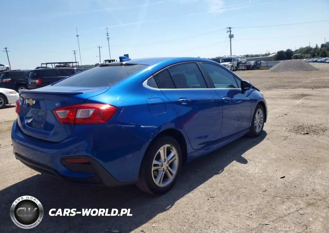 2016 Chevrolet Cruze Lt VIN:1G1BE5SM6G7237089 - 3