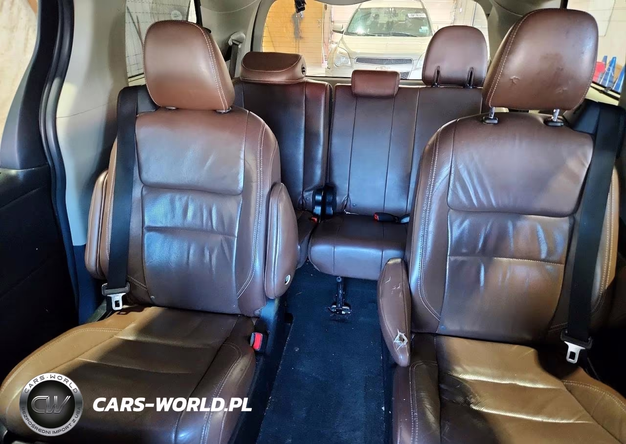 2015 Toyota Sienna Limited Premium 7-Passenger VIN:5TDYK3DC6FS622336 - 10