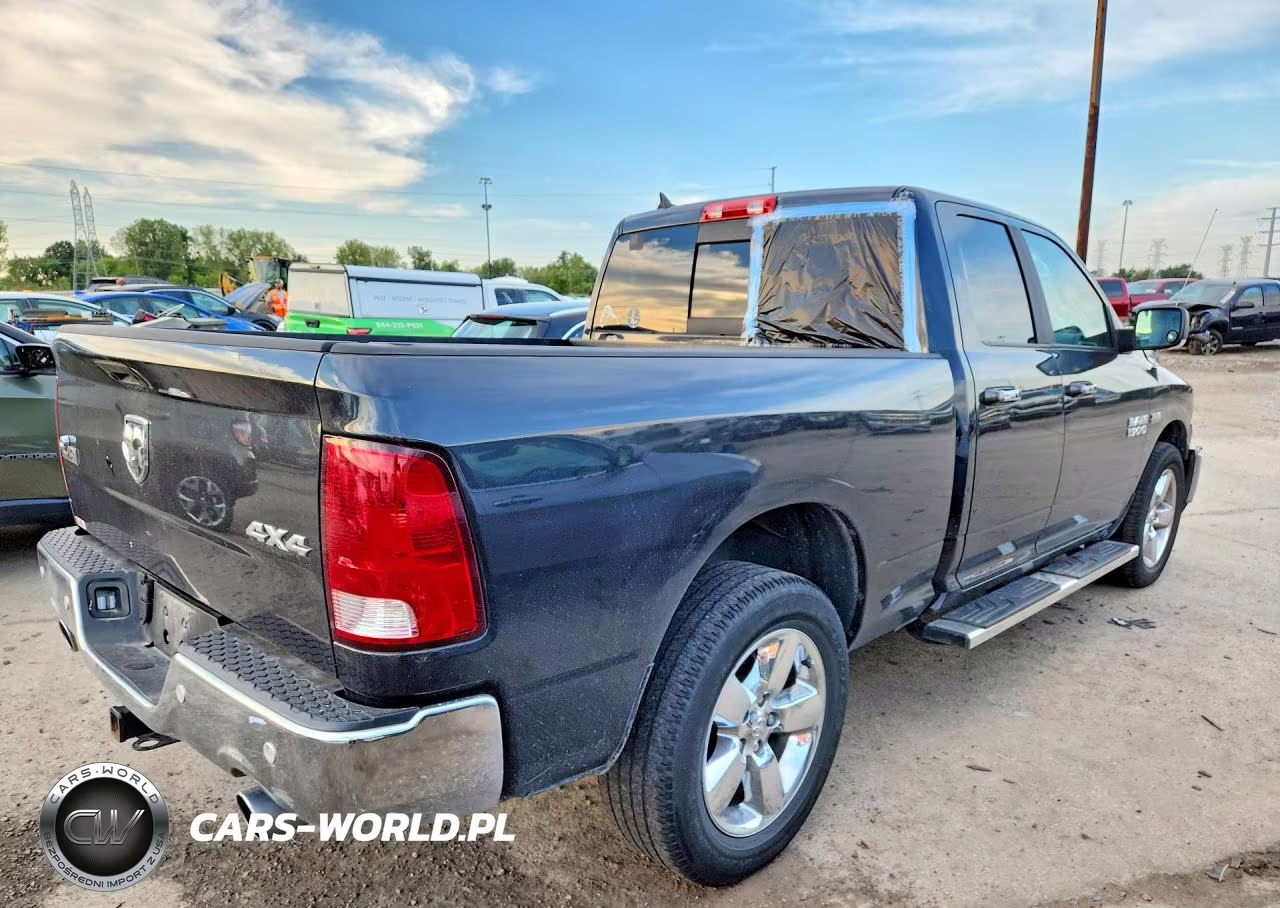 2018 Ram 1500 Slt VIN:1C6RR7GT2JS312386 - 3