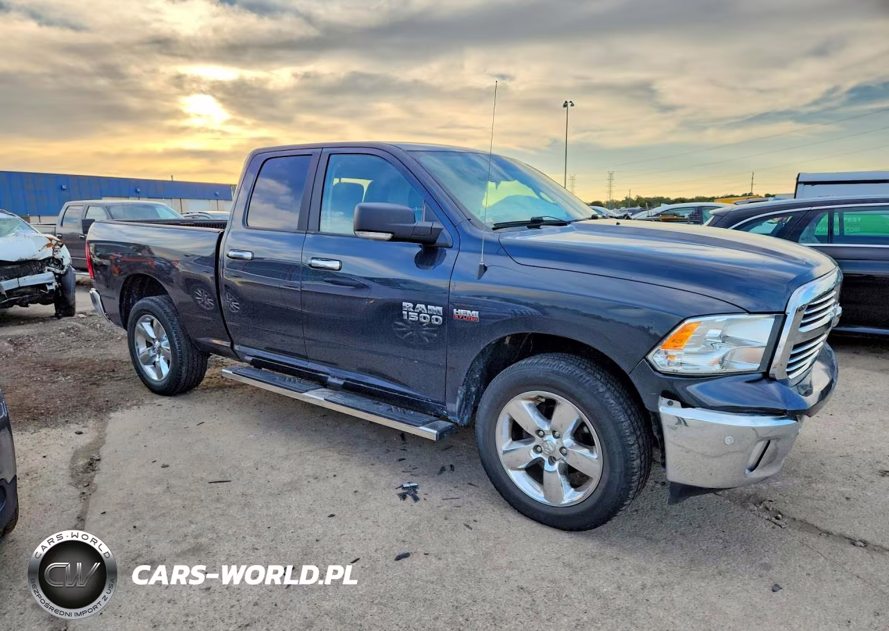 2018 Ram 1500 Slt VIN:1C6RR7GT2JS312386 - 4