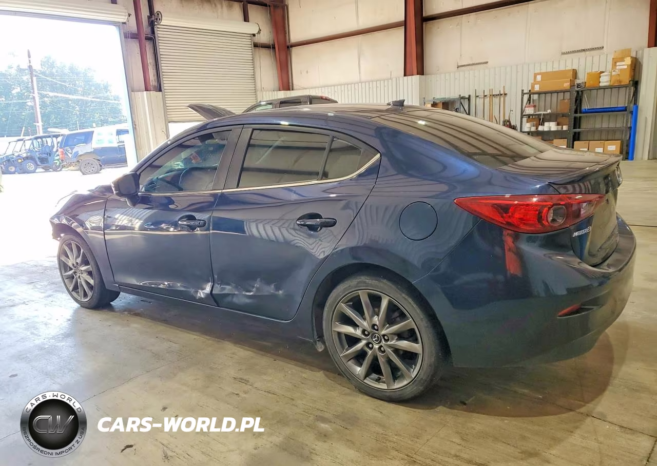 2018 Mazda 3 Touring VIN:3MZBN1V30JM266844 - 2