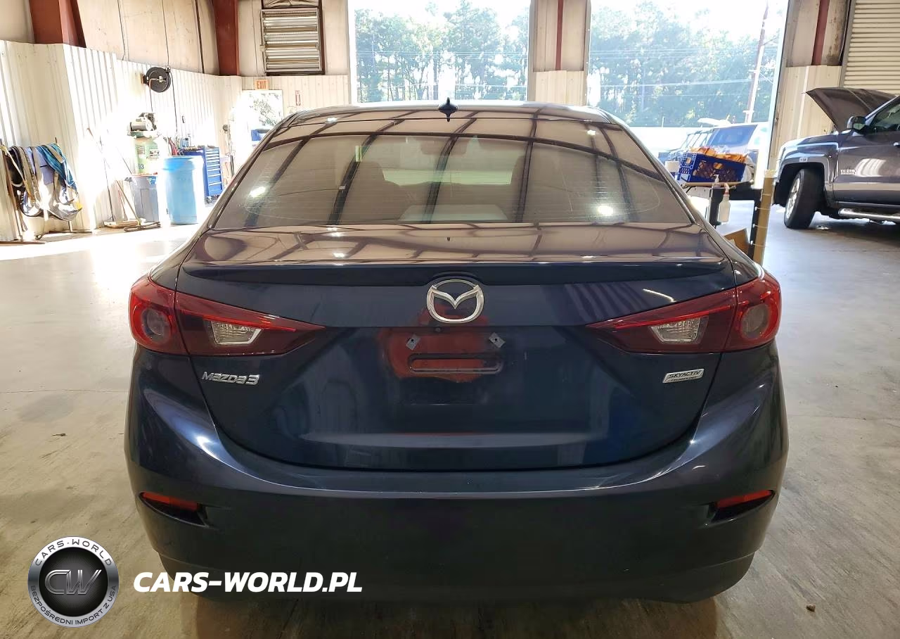 2018 Mazda 3 Touring VIN:3MZBN1V30JM266844 - 6