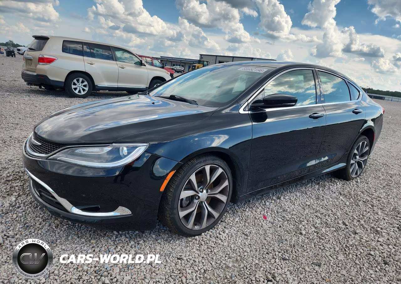 2016 Chrysler 200 C VIN:1C3CCCCG7GN135282 - 1