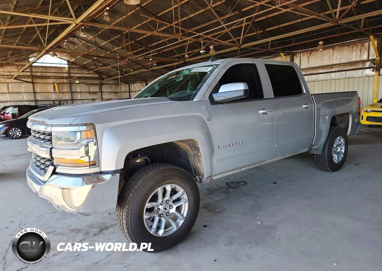2018 Chevrolet Silverado C1500 Lt VIN:3GCPCRECXJG429236 - 1